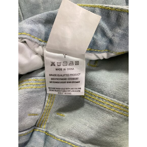 Mens Light Blue Denim Jeans With Red Bat & Skeleton Print Size 28 Streetwear NEW - Picture 11 of 12